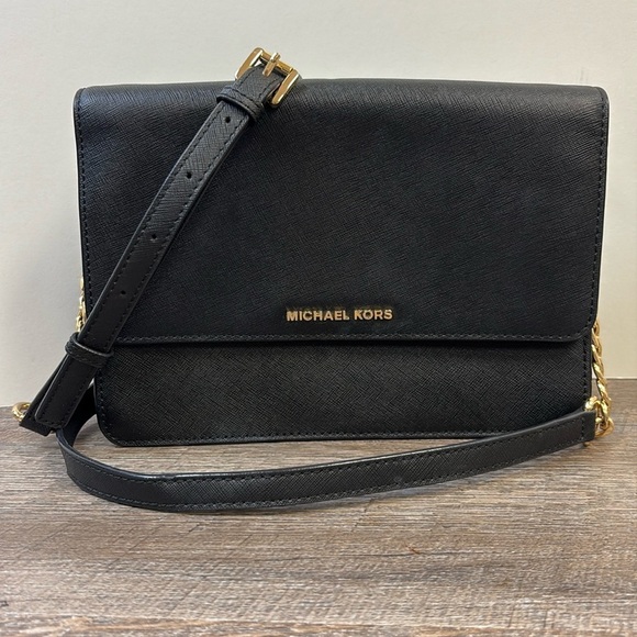 Michael Kors DANIELA Saffiano Leather Crossbody - Picture 1 of 8